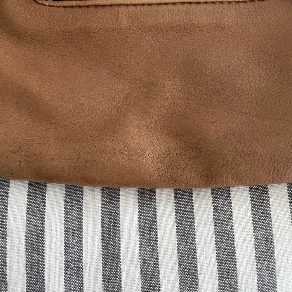 Elliott Lucca Tan Leather Crossbody Handbag - Picture 4 of 8